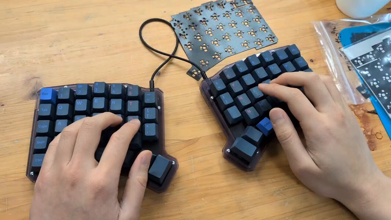 自作キーボード Aella 未使用 2024年の私の自作キーボードの楽しみ振り返り - @74thの制作ログ