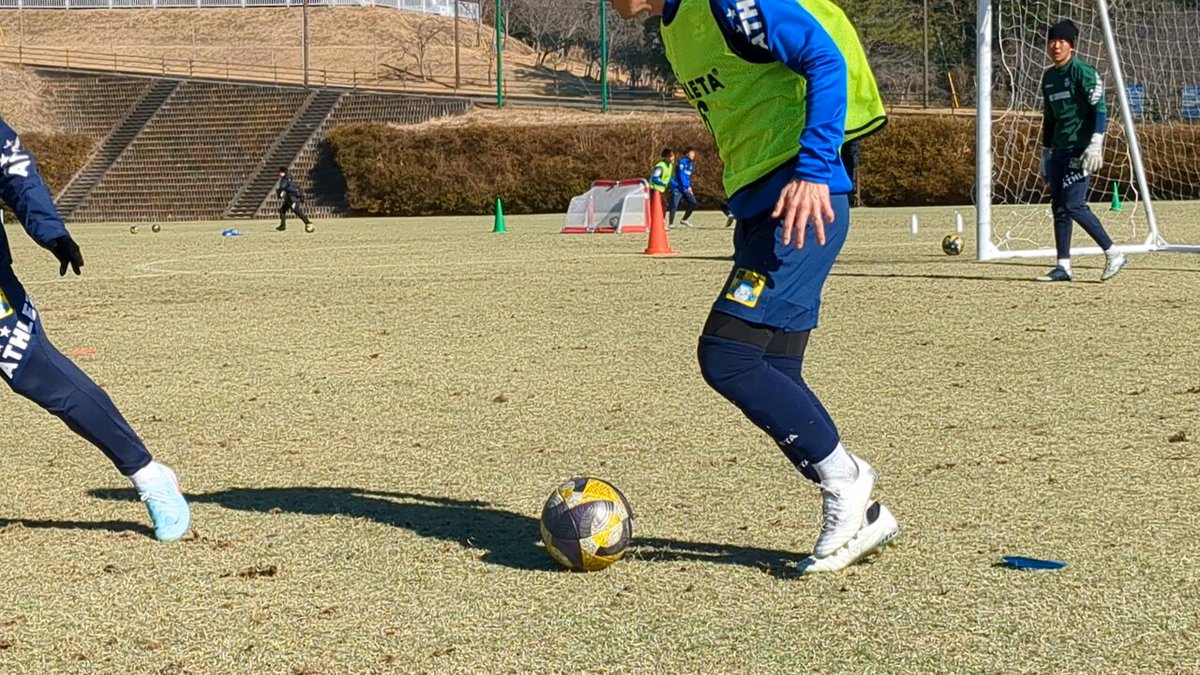 ⚽アスルクラロ沼津 ゴン中山体制2年目始動 「続・超攻守一体