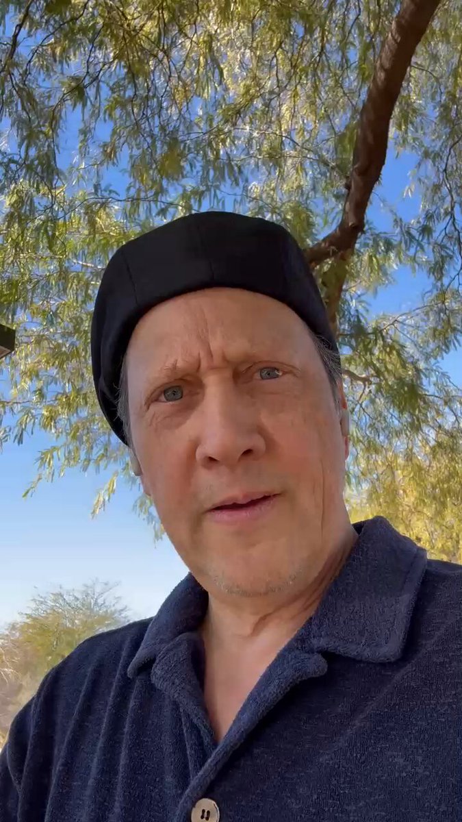 @RobSchneiders video Tweet