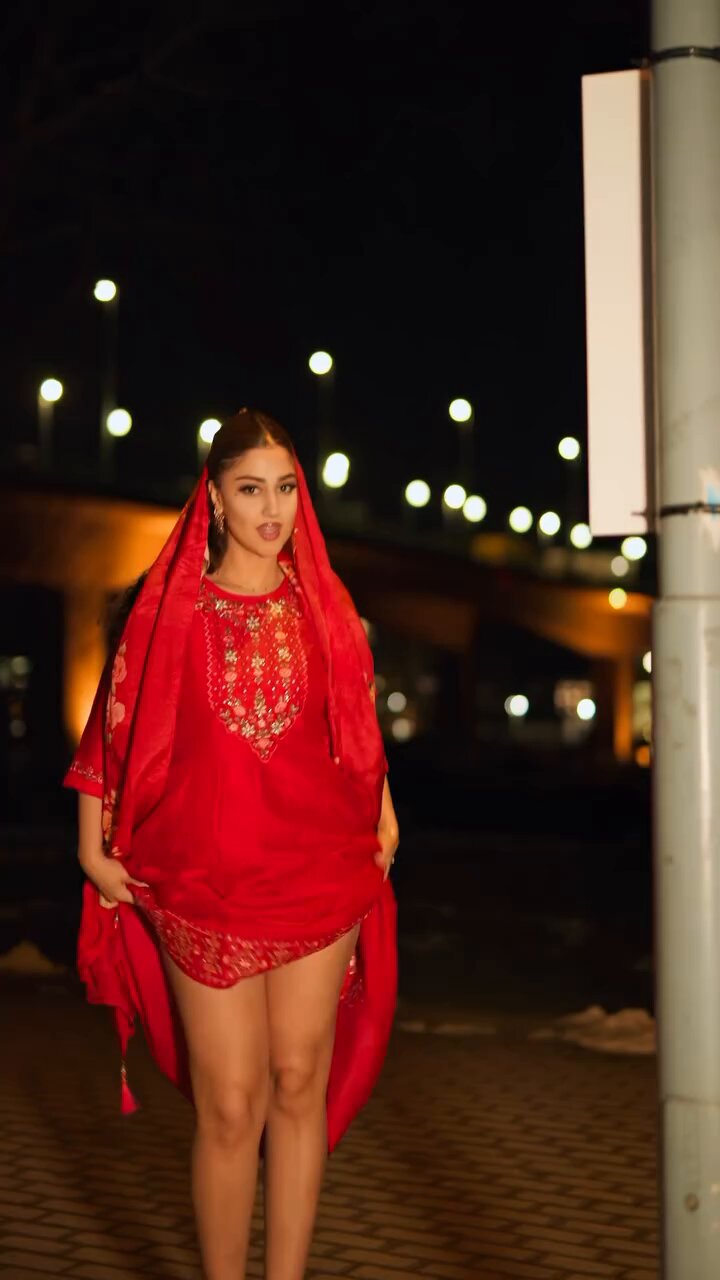 Dhram Goswami on X: "Diva Flawless 🍁 gained further recognition for her  viral videos 🔥 under the title “No Salwar,” where she humorously addresses  cultural norms and fashion choices. These videos highlight