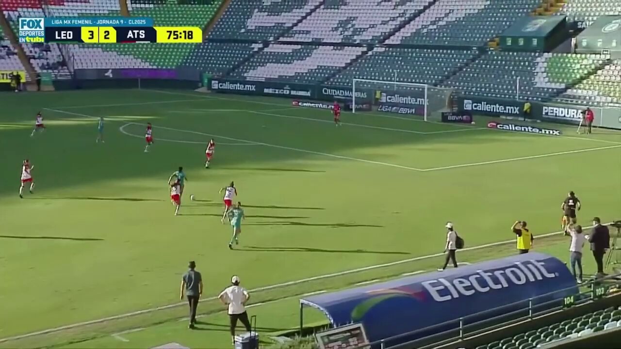 😱OMGGGGG! Taylor tiene su primer gol con @clubleonfemenil y qué GOL. 🔛🔥#SomosDesafiantes⚡️