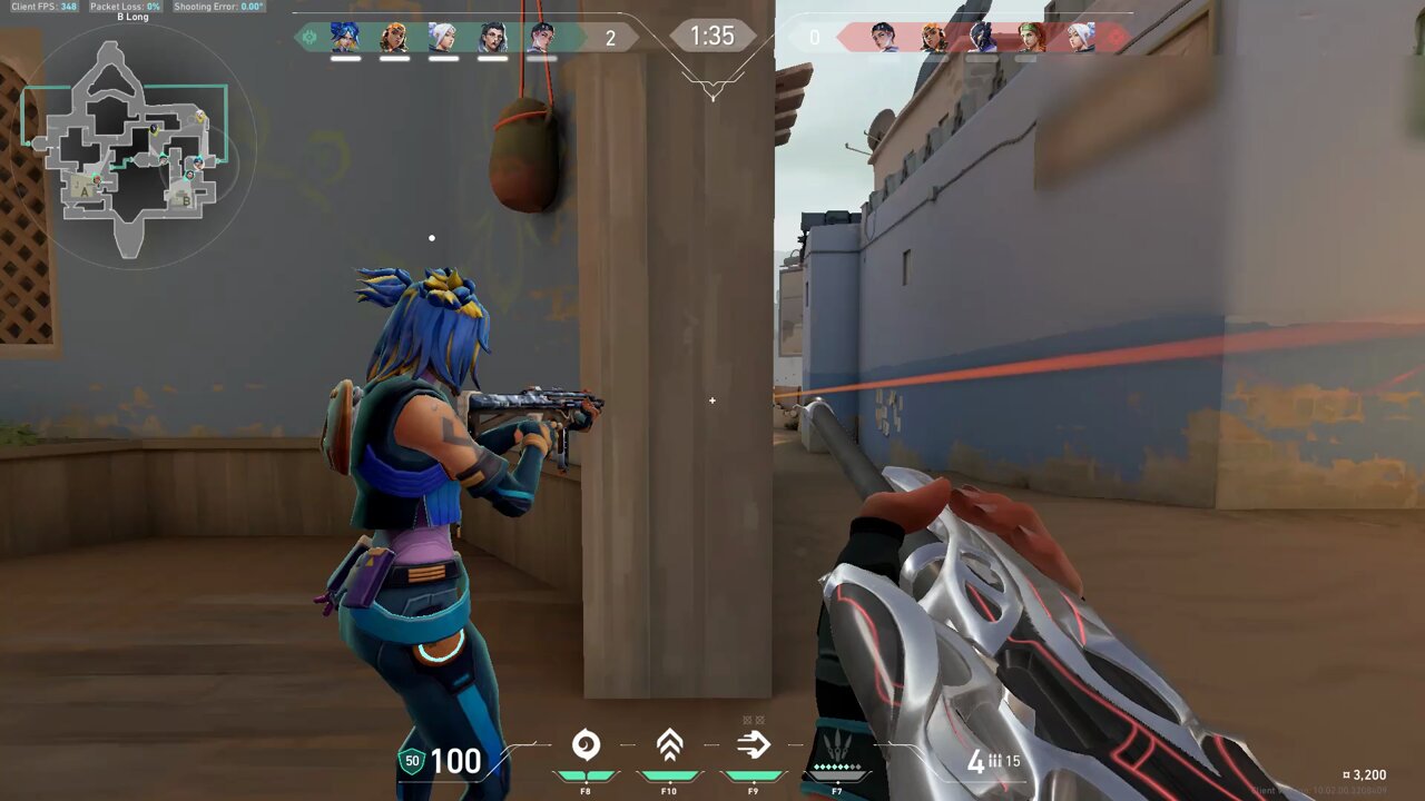 バイヤスロゴ柄凹凸ジャガード半袖モックネックカットソー