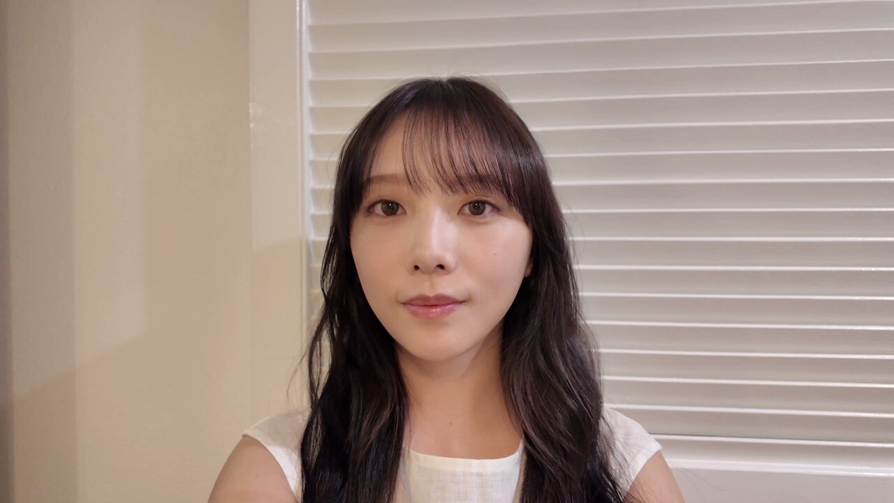 乃木坂46与田祐希3rd写真集『ヨーダ』発売中【公式
