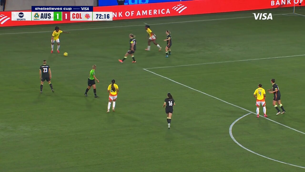 And just like that, Colombia are back on the front foot!🇨🇴 COL 2-1 AUS 🇦🇺#shebelievescup x @Visa