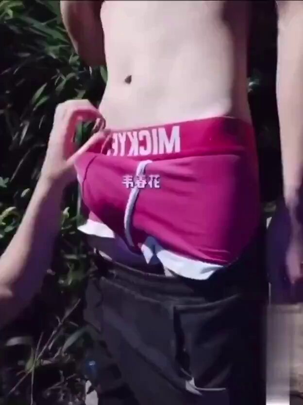 Seducing a little brother junior high school girl       