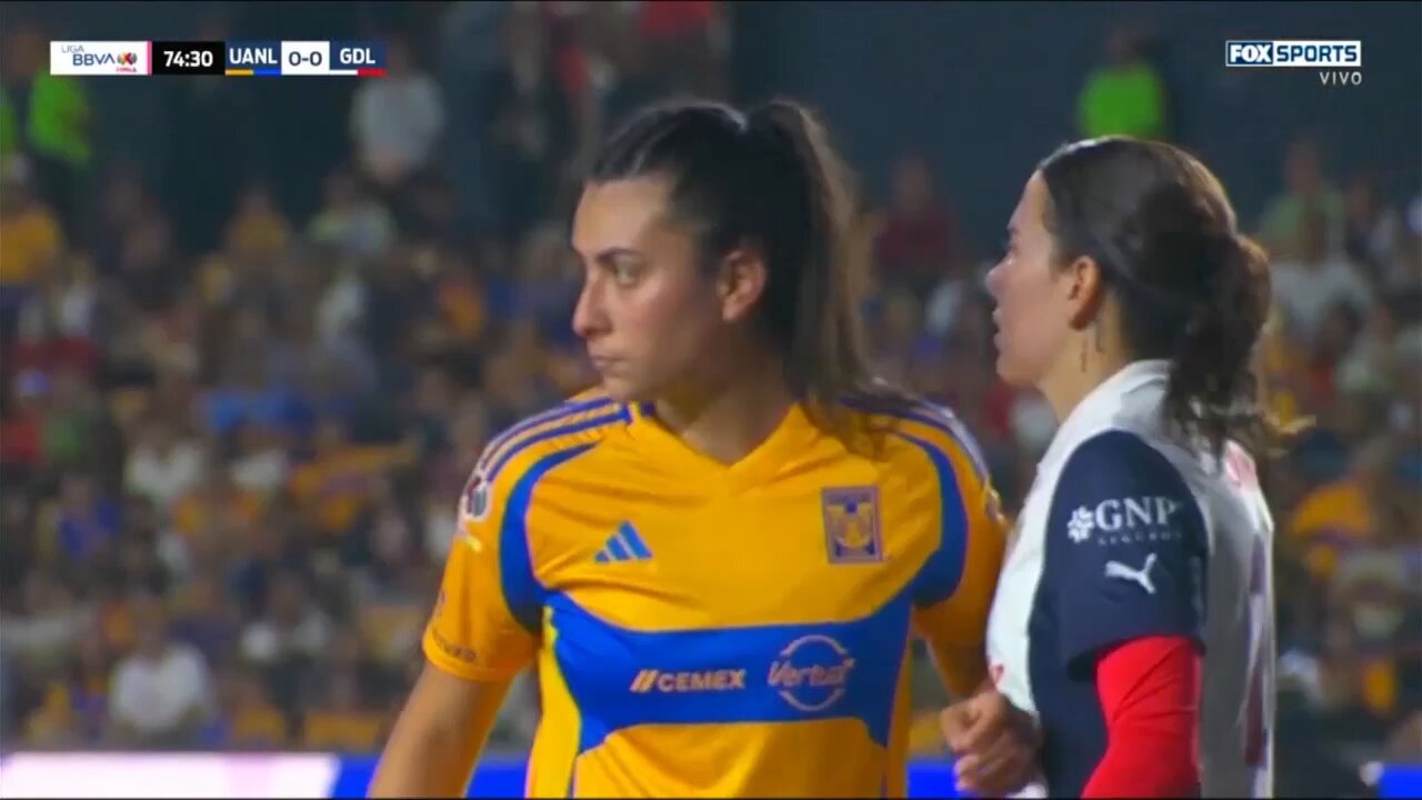 QUÉ COSAAAA QUÉ GOLAZOOOOQUÉ FUTBOL 🎩 JACQUELINE OVALLE, en mayúsculas. 🎩#SomosDesafiantes⚡️