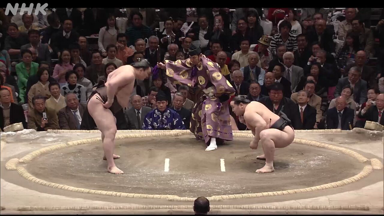 朝青龍 - Hledat / X