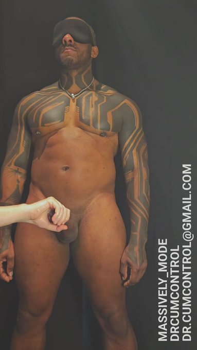 He got me guys/them. @DrCumControl big dick on his hands 

OUT SOON 
https://t.co/dhiSQOnQYm https://t