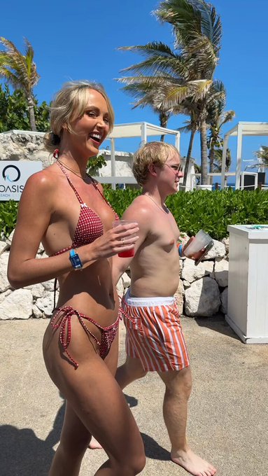 We've been bonking college students on Spring Break in Cancun, @BonnieBlue_xoxo and I have been showing
