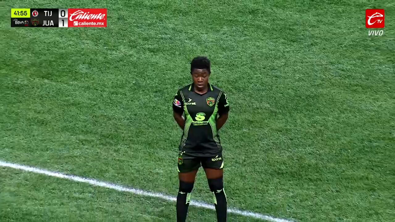 GOLAZOOOOO para empatar el partido.🤯🔥👀 Así definió Ammanda Marroquin.#SomosDesafiantes⚡️