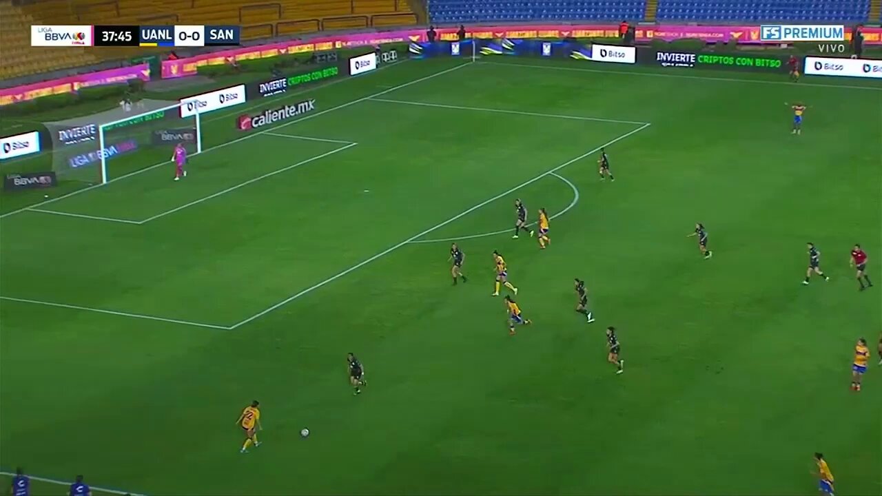 JENNI HERMOSOOOO 🔥Llegó el primer gol de la noche de las 🐯Amazonas.#SomosDesafiantes⚡️