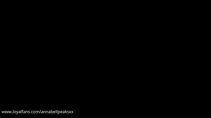 I just sold a video on #realloyalfans. Take a look here: https://t.co/Bv73s2pQZD https://t.co/1B9aYt