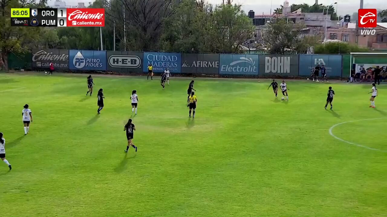 @PumasMXFemenil ¡Wendy Bonilla descontó para las Universitarias! ⚽️💥#SomosDesafiantes⚡️