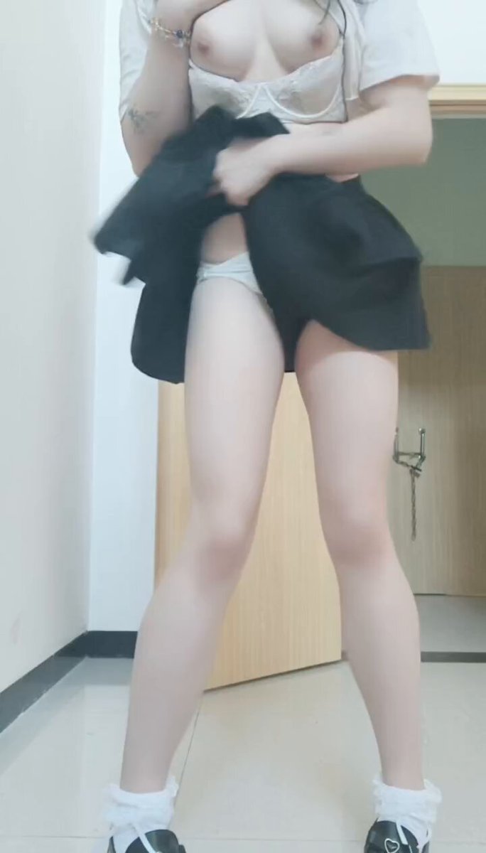 楼道图书馆后入    