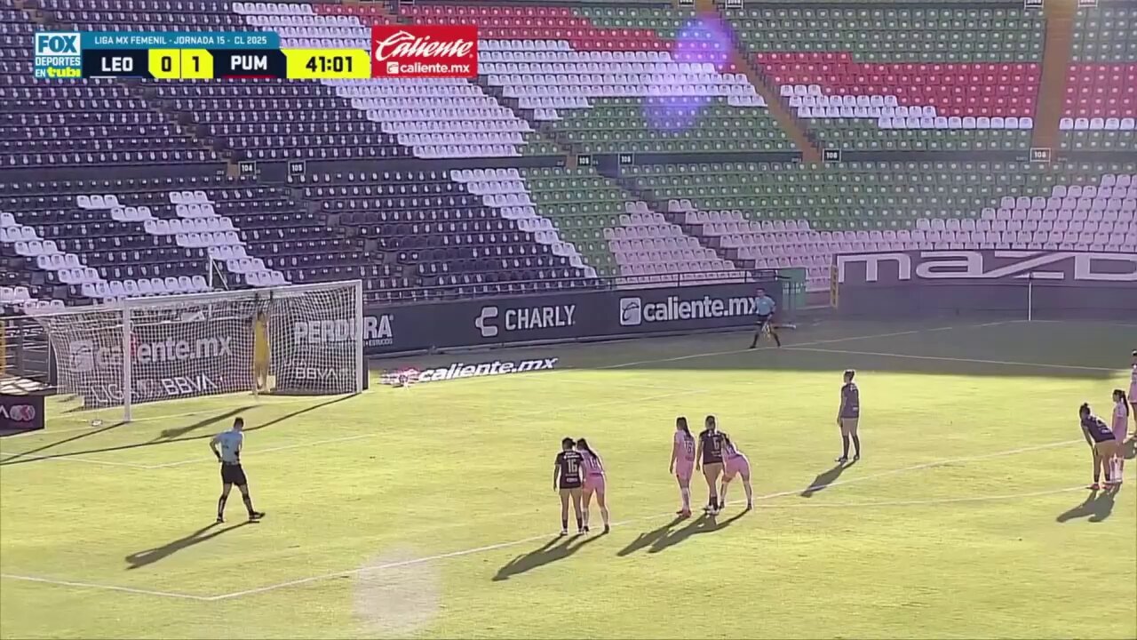 La definición de Stephanie Ribeiro para poner el segundo de @PumasMXFemenil. 🐾🔥#SomosDesafiantes⚡️