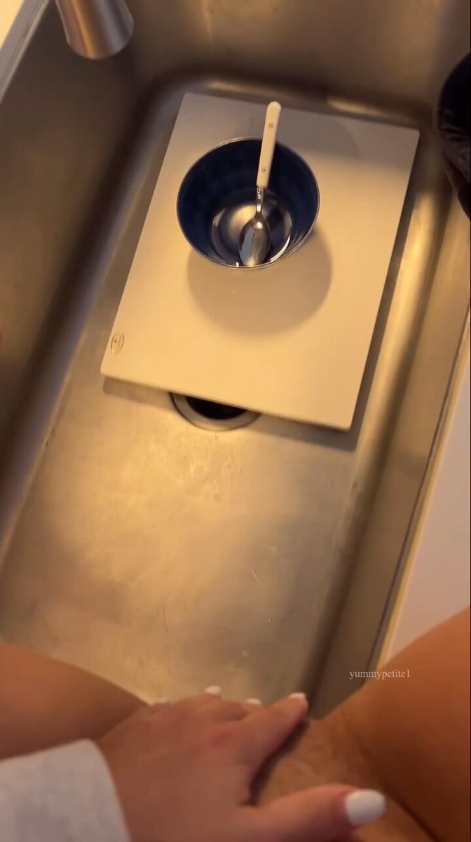 Video oleh @tokyo_city_porn