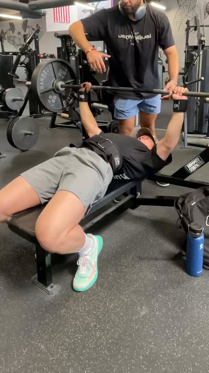 ハーフラック HALF RACK スクワット ウエイトトレーニング 筋