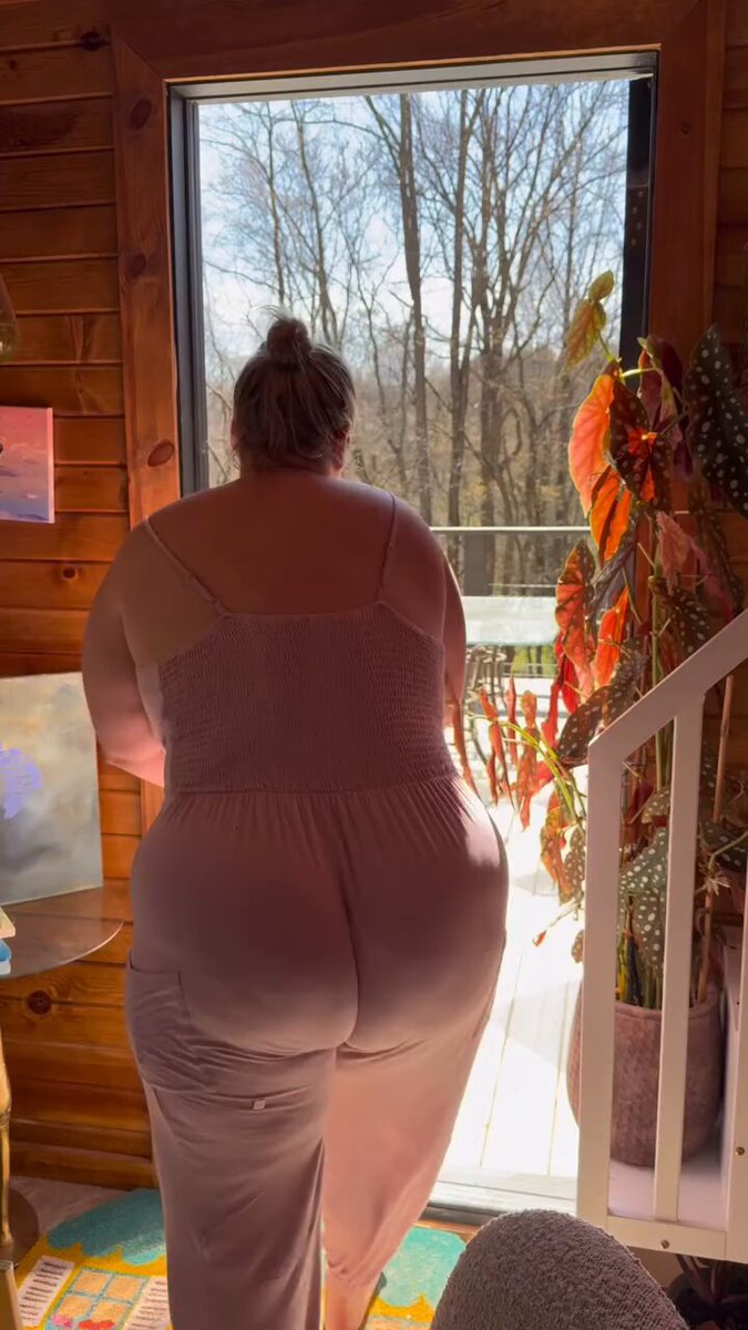 @cozycabinmons video Tweet