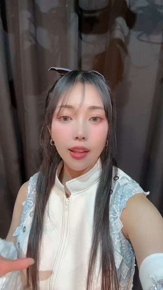 BIGCATワンマン500人ありがとう】れいぴょん💋 汐沢 怜華 BIGCATワンマン500人ありがとう】れいぴょん💋 汐沢 怜華