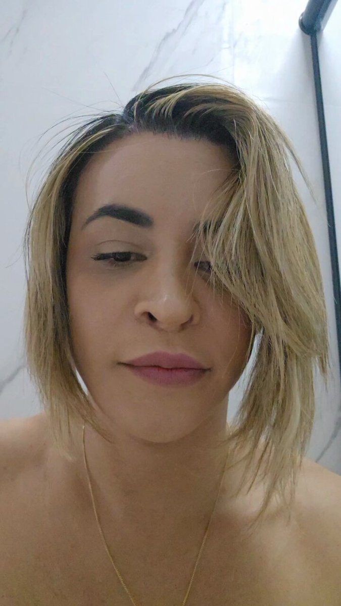 @tscarlabrasils video Tweet