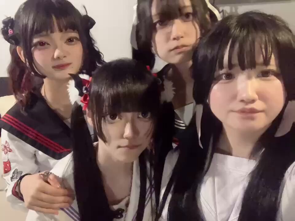 欲しいの 公式】Despair End  X: on パンツ