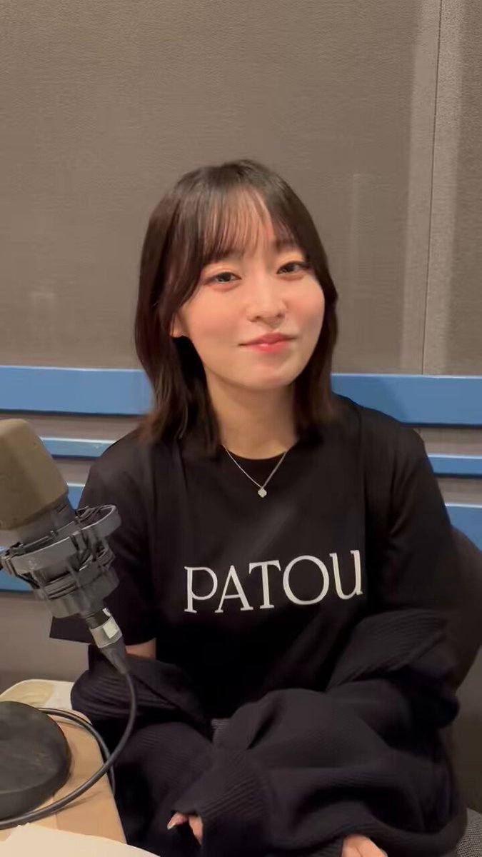 FAV FOUR サイン入りステッカーNACK5 JOY 石飛恵里花