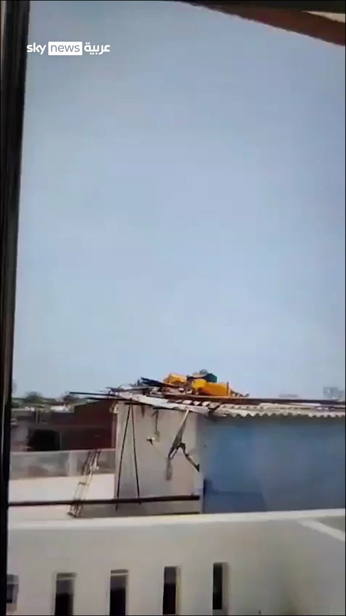 بعد إقلاعها بلحظات.. لحظة تحطم طائرة للخطوط الهندية في مدينة أحمد آباد كانت تقل 242 شخصا #سوشال_سكاي 
