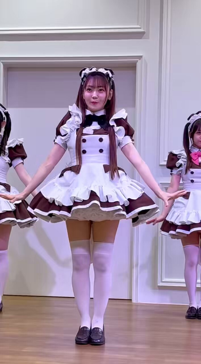 ひとみちゃん♡ maxresdefault.jpg