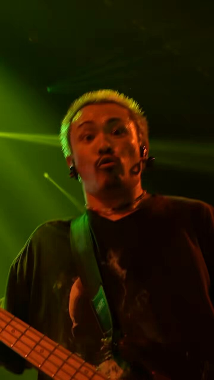 Amazon.co.jp: WANIMA KENTA パーカーXLサイズ : ファッション