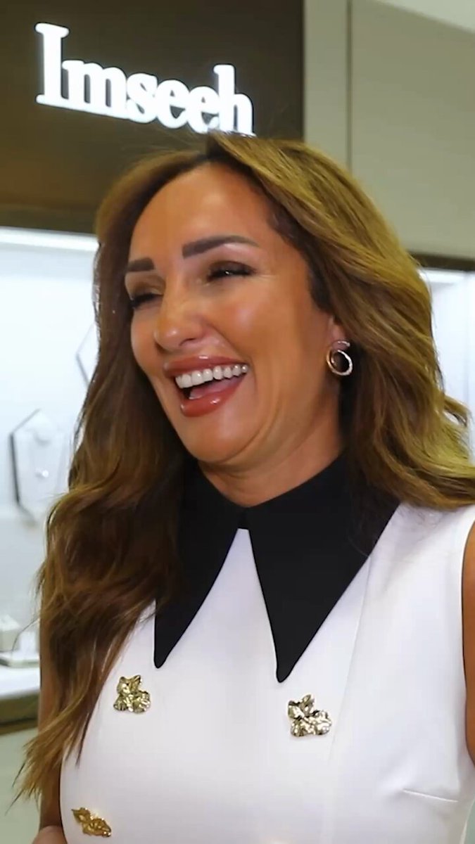 هل تُفضّل النساء الألماس أم الكلمة الحلوة؟ 