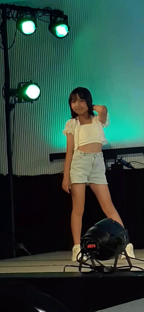 Video oleh @wxKIKVDBxA85623