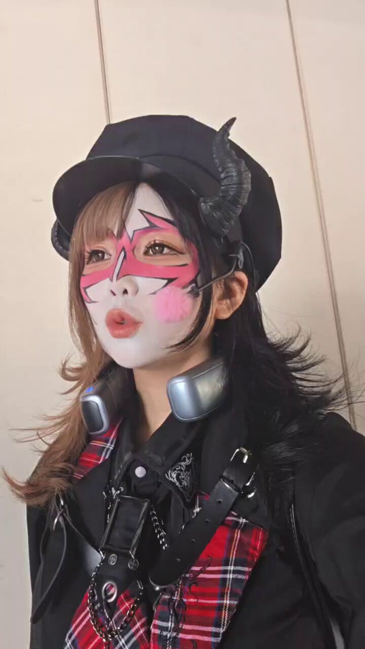 兎味 ペロリナ | Sun Music Group Official Web Site