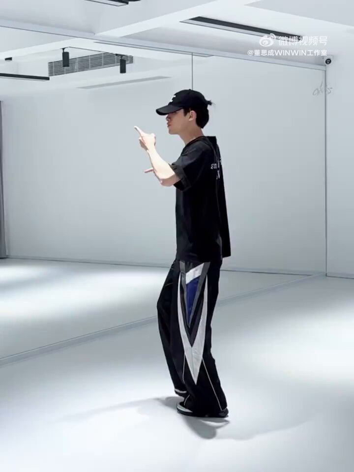 WayV solo テン 中華 中国 一直娱 yizhiyu 2枚セット ☽ on X: 