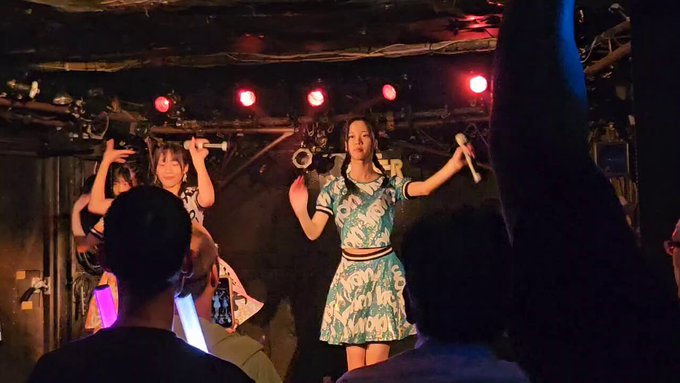 Twitterのコスプレ動画2