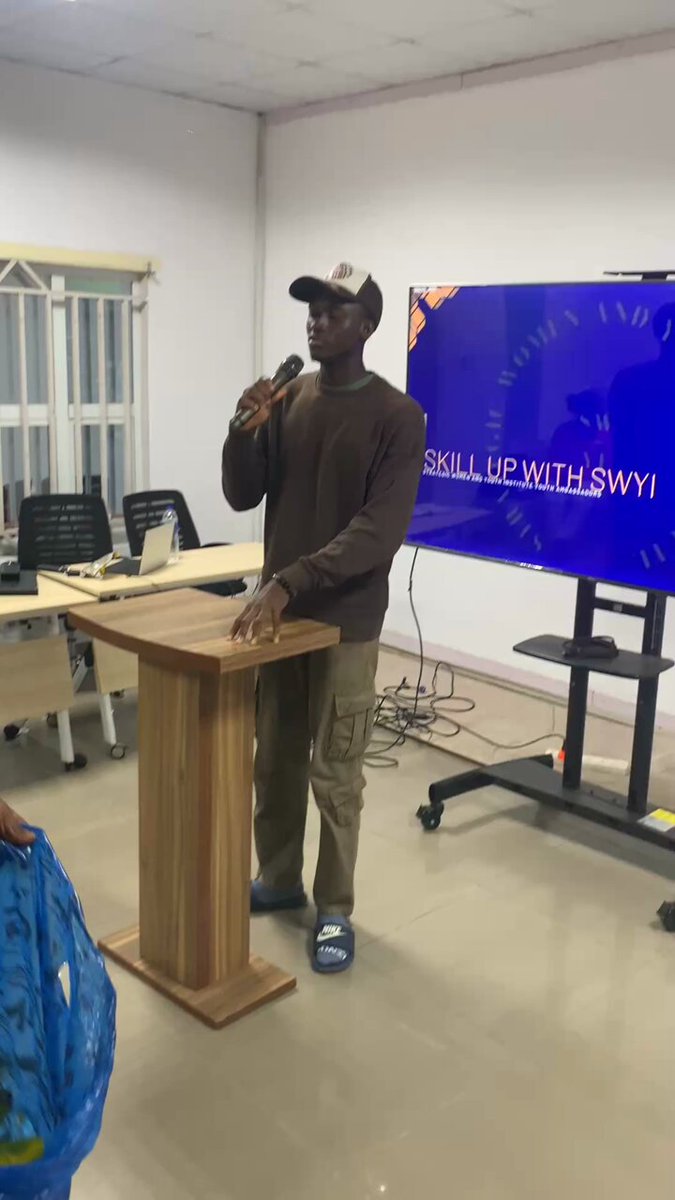 Stevoo speaking at the Skill Up with SWYI event in Lagos