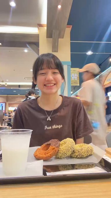 Twitterのコスプレ動画1