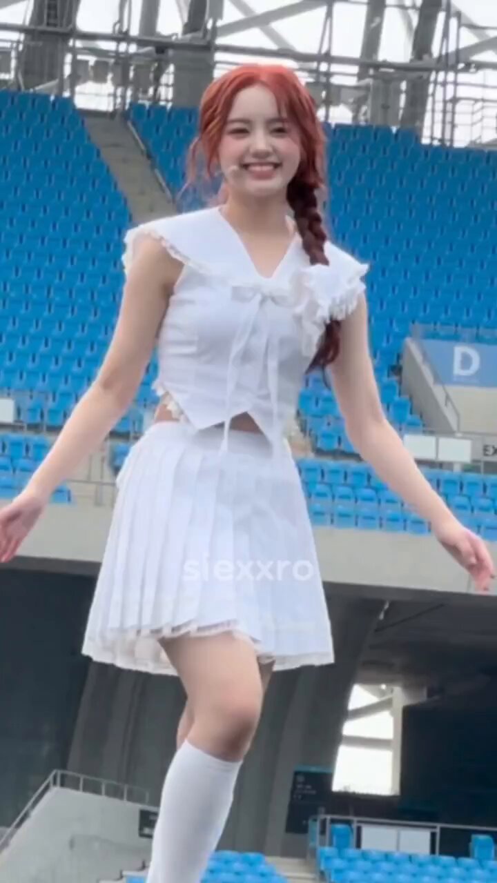 エリシア 엘리시아 UNIS 유니스 4/29 サイン リリースイベント エリシア 엘리시아 UNIS 유니스 4/29 サイン リリースイベント