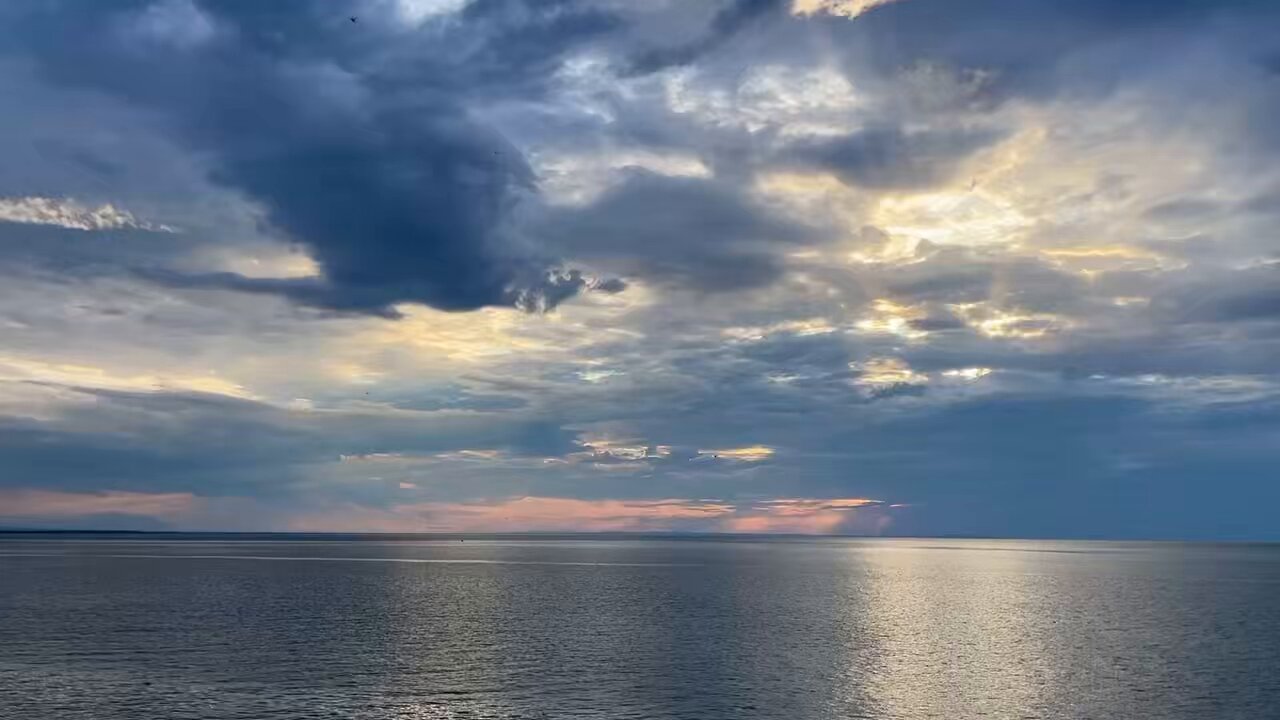 優佳良織テーブルセンター他３点に流氷大型を追加しました。 北海道 優佳良(ユーカラ)織 テーブルセンター - メルカリ