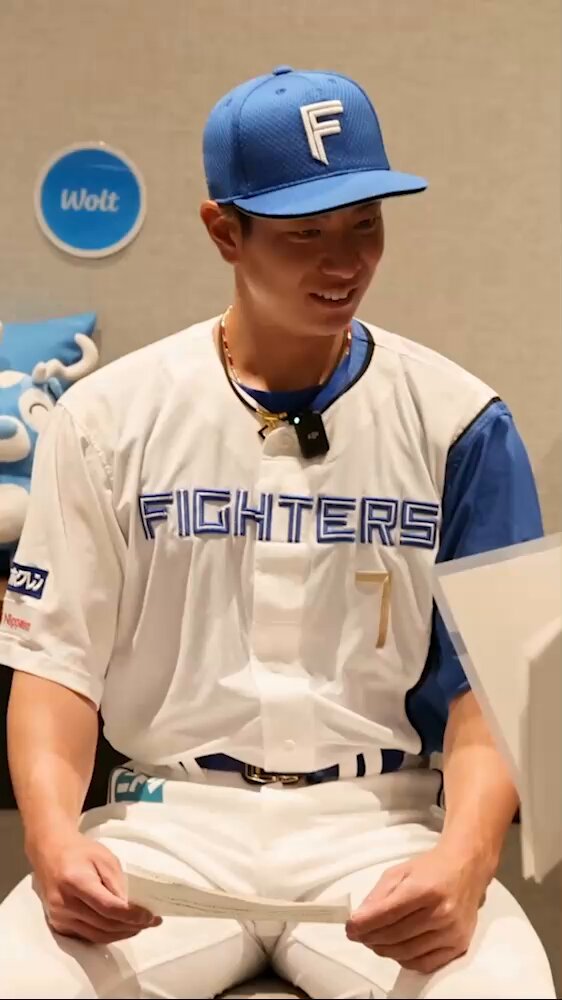 北海道日本ハムFIGHTERS フーディー 松本剛♯7 Mサイズ fighter-logo-hoody-tsuyoshi-