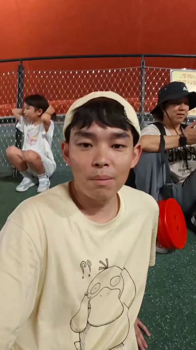 ざきやま 2506_adidas_lowpro_1940x3073_.gif