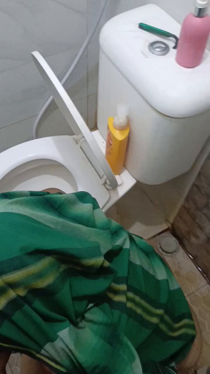 Cunnilingus hukmronligi: ayollar erkaklarning yuzlarida boladi