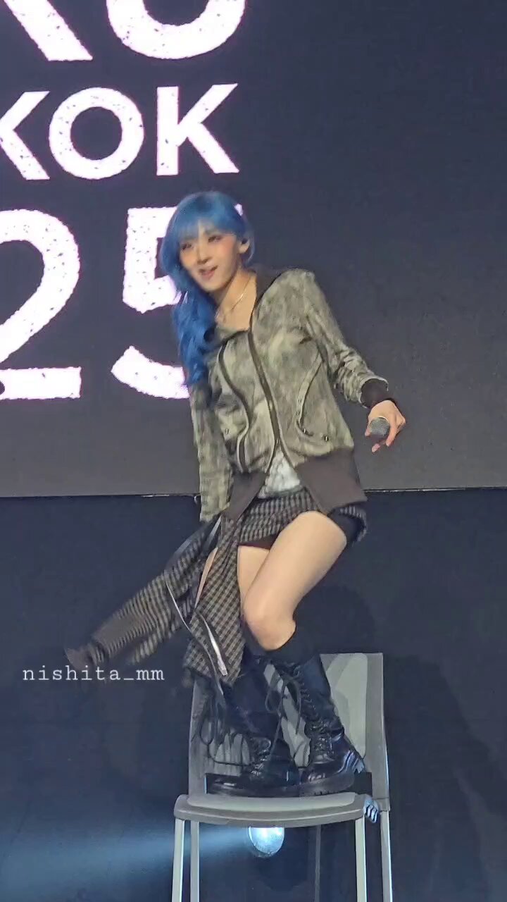 Hana♡ adidas ZX 8000 