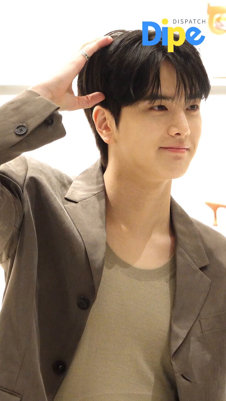 THEBOYZ リリイベ 特典会 whoop カードお渡し会 ヨンフン THEBOYZ リリイベ 特典会 whoop カードお渡し会 ヨンフン