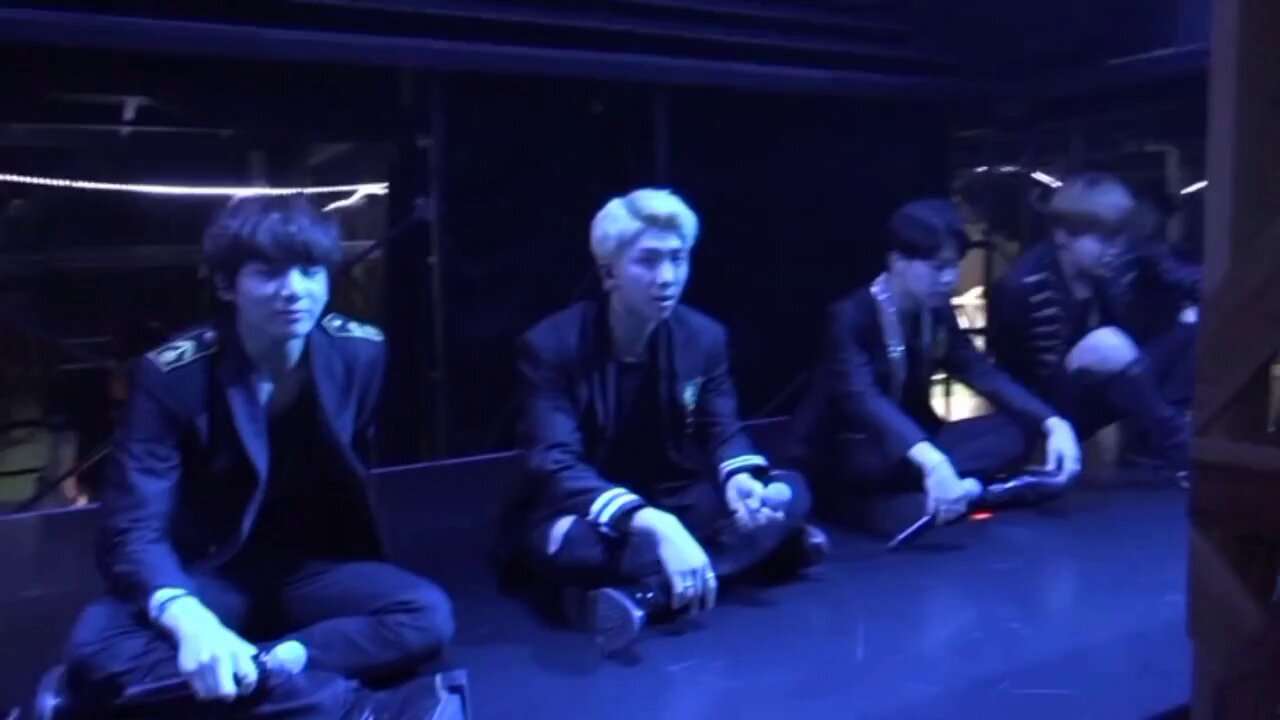 BTS ライブ　memories nextstep_jk — Memories 2016 - FIRE Music Video (01)