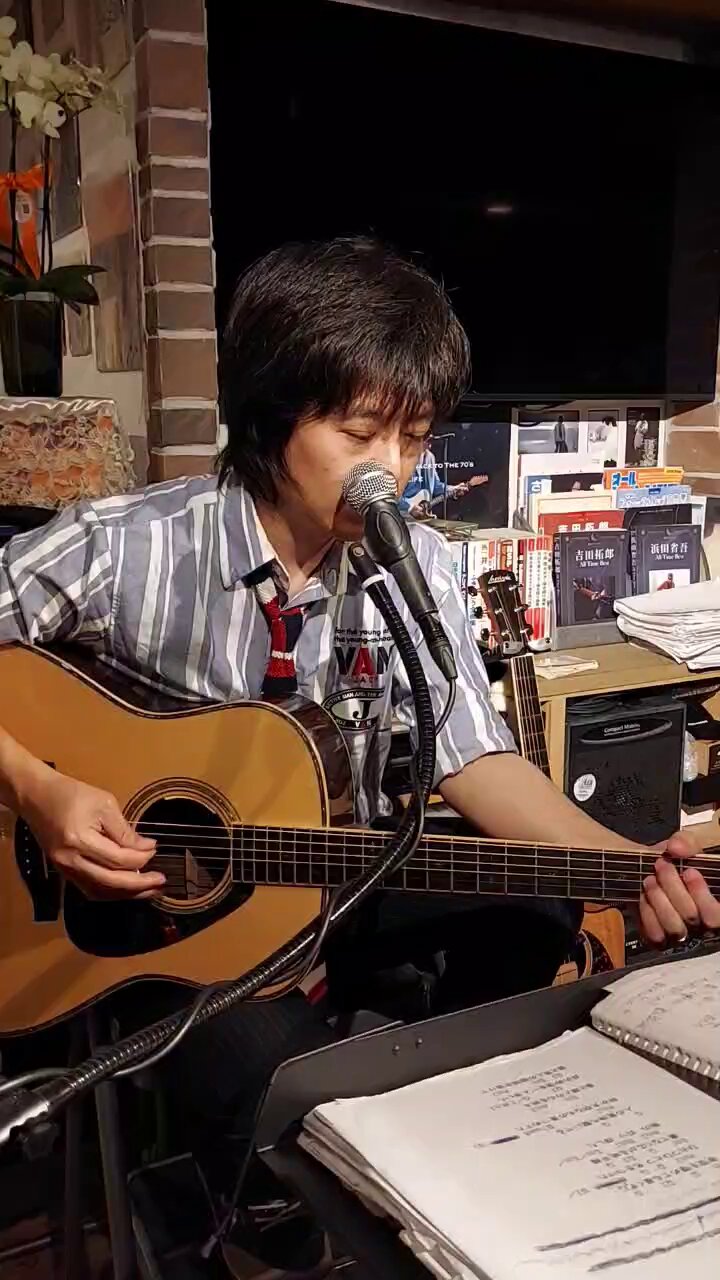 ミュージシャン MACO 明日YouTubeにツアー映像をupします🫶🏻check🔜🩷夜18:00。.𖥔