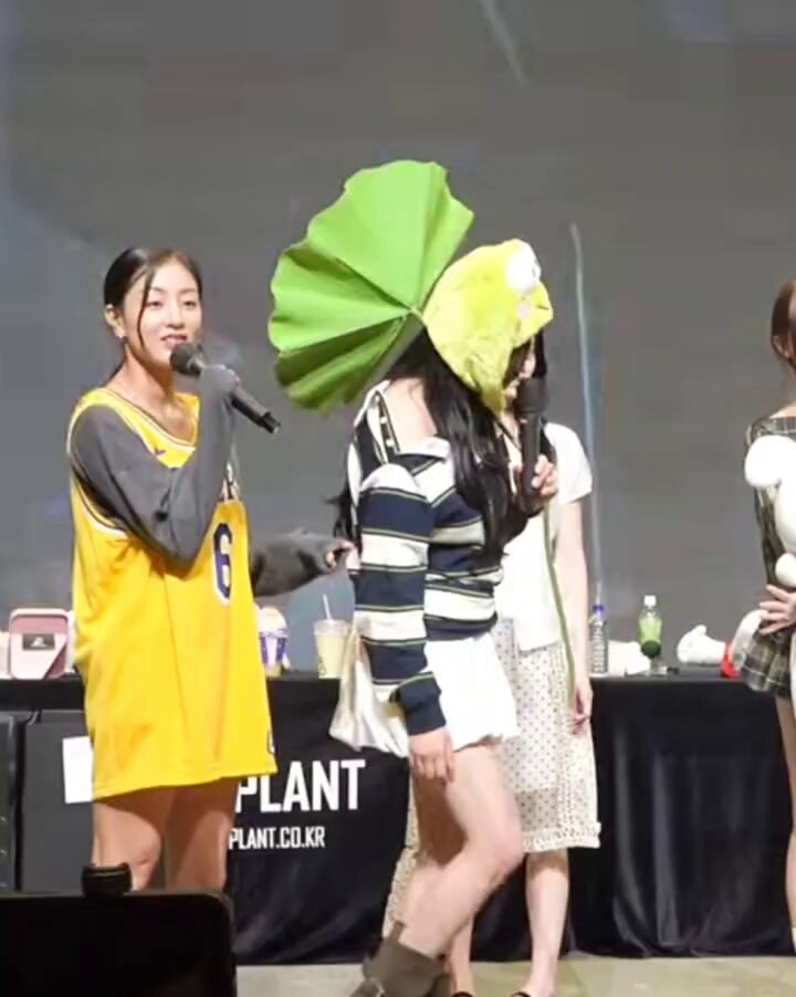 TWICE TTT チェヨン サノク コンバン トレカ 公開放送 TWICE チェヨン this is for サノク トレカ - メルカリ