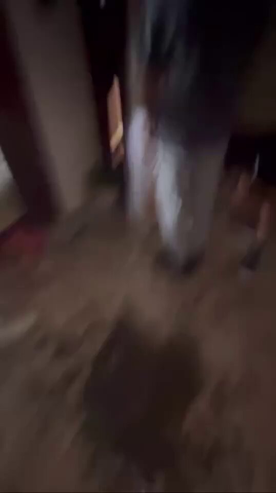 [爆卦]  尼泊爾多位部長被圍毆、飛踢，燒屋