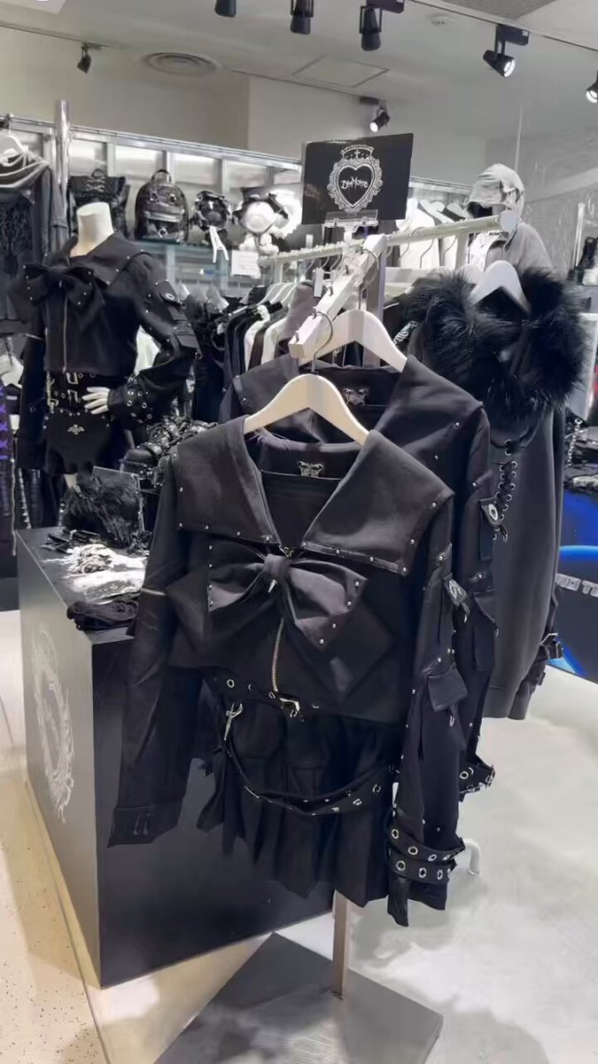 dimmoire♡ディムモワール♡ニーハイ4点まとめ売り♡ DimMoireディムモアール 絶メイドワンピースII【Black】 - メルカリ