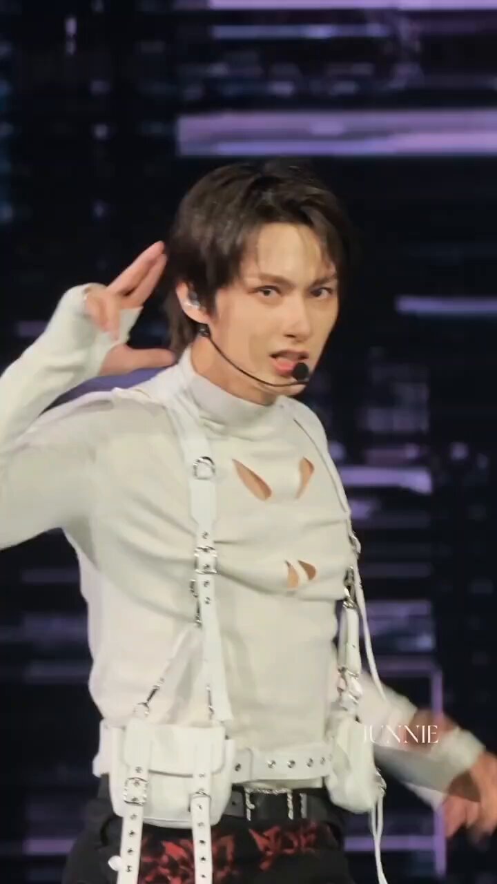 SEVENTEEN セブチ サノク ジュン SEVENTEEN】（ジュンのプロフィールや魅力を徹底解説！セブチの