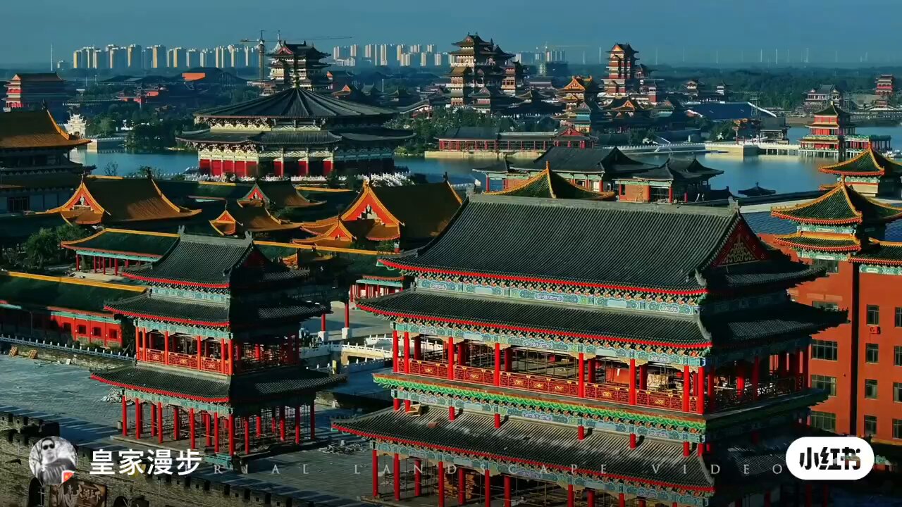 【値下げ】北京の紫禁城　初版　希少品　中国　古建築群　古代芸術博物館　歴史資料 値下げ】北京の紫禁城 初版 希少品 中国 古建築群 古代芸術